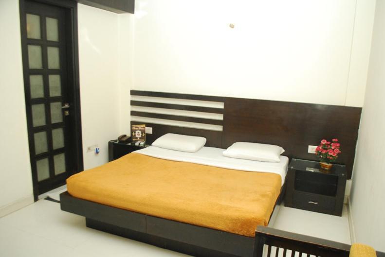 Aman Deluxe Hotell New Delhi Eksteriør bilde
