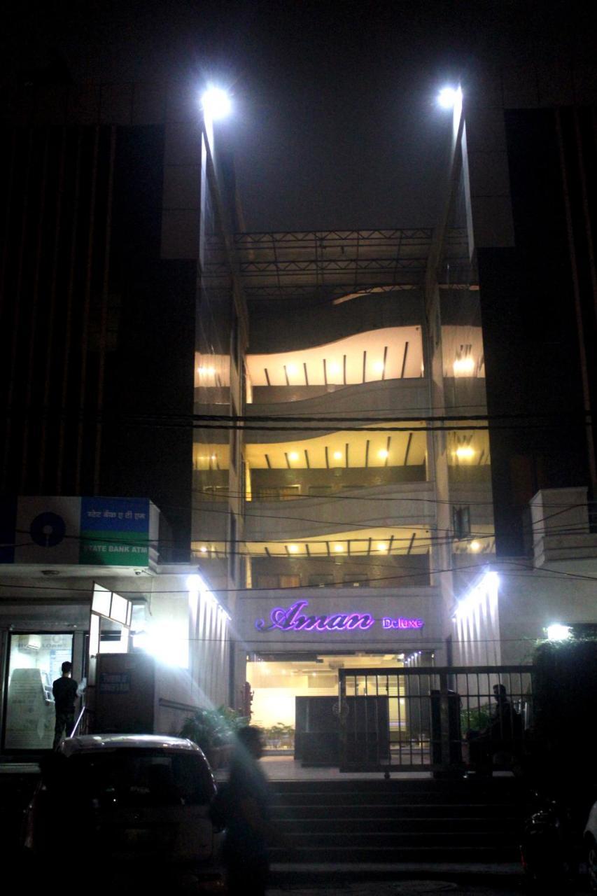 Aman Deluxe Hotell New Delhi Eksteriør bilde
