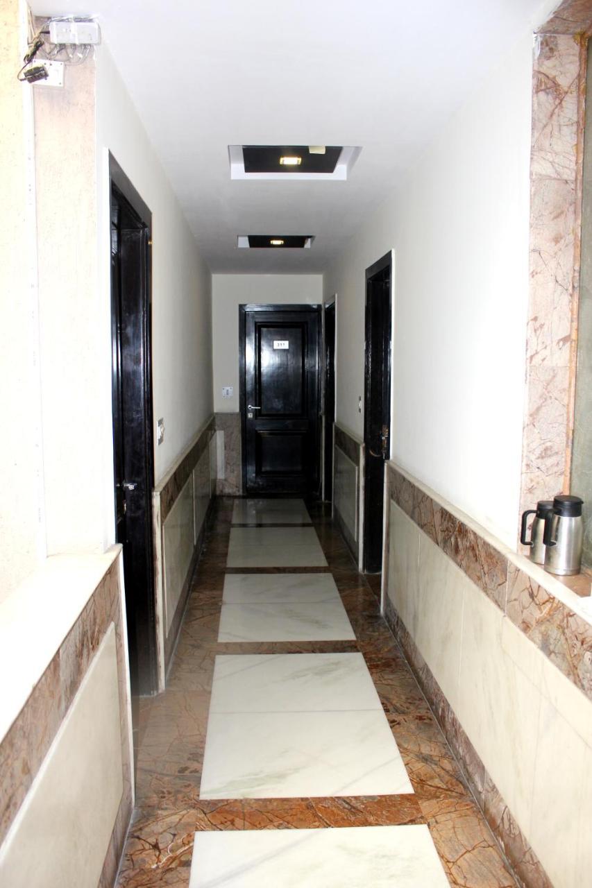 Aman Deluxe Hotell New Delhi Eksteriør bilde